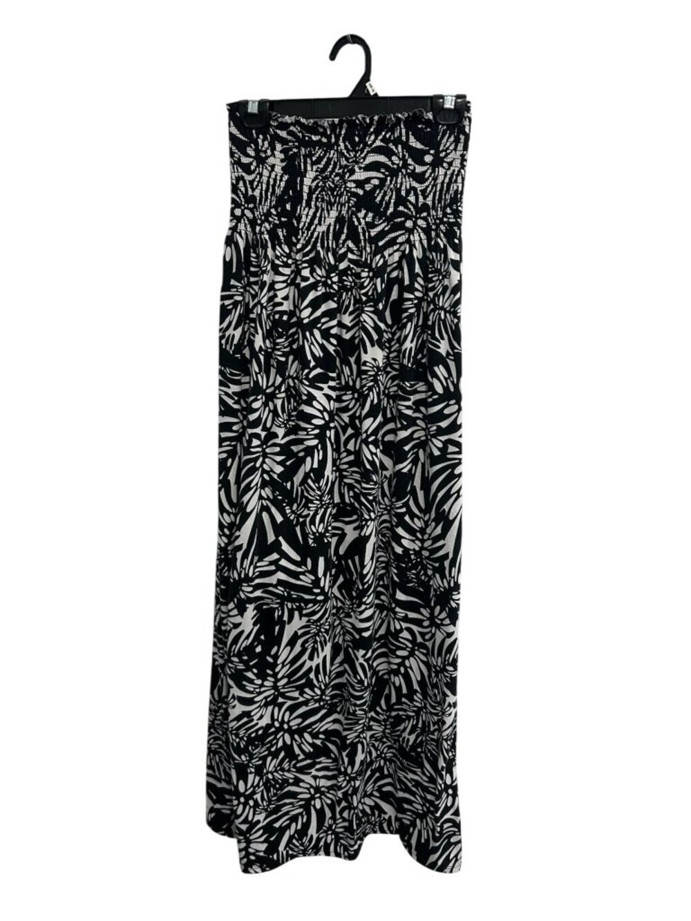 Faded Glory Medium Black White Floral Maxi Skirt Smocked Waist Boho Romanticcore